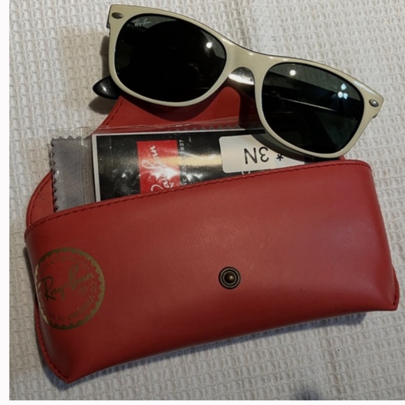 🇮🇹 ITALY RAY-BAN 🇮🇹 WAYFARER SUNGLASSES, CASE & CLEANING CLOTH - Picture 2 of 15